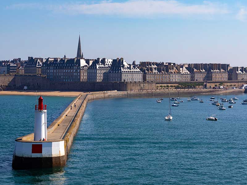 Saint-Malo Intra-Muros vue de la mer